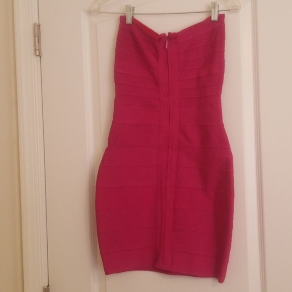 Dress - Picture 2 of 3